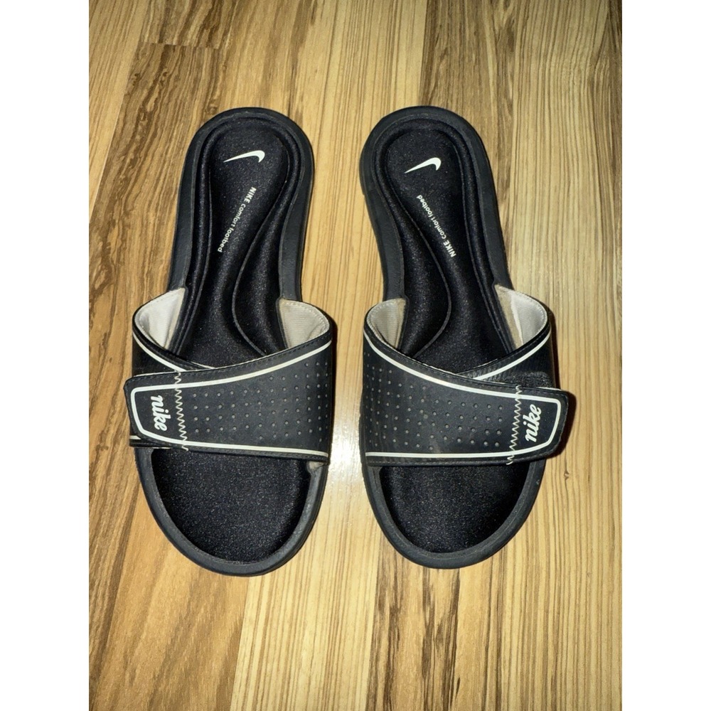 Womens Nike EUC Size 8 Comfort Footbed‎ Black/White Slide Sandals 360883-011